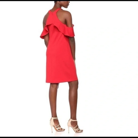 Trina Turk NWT Lipstick Red Jurnee Cold Shoulder Ruffle Dress Size 4 - Picture 2 of 11